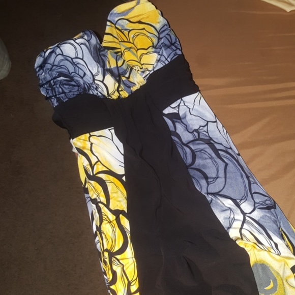 ➿ STUNNING FLOOR LENGTH STRAPLESS ➿ - Picture 1 of 5